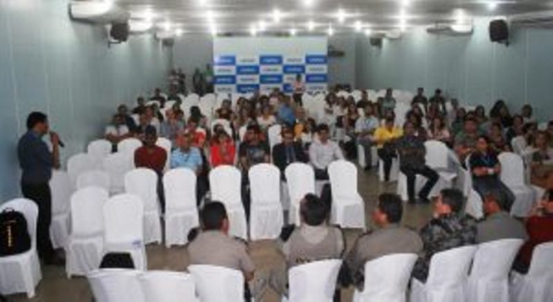 cesmac-se-reune-com-estudantes-e-orgaos-de-seguranca-publica-51