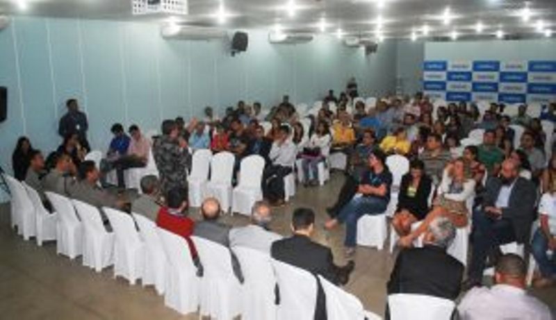 cesmac-se-reune-com-estudantes-e-orgaos-de-seguranca-publica-51