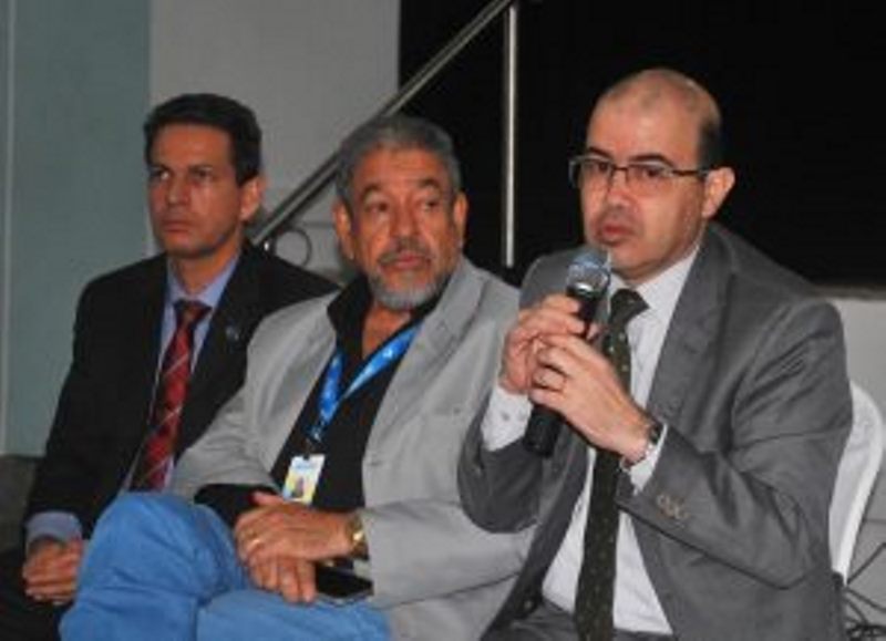 cesmac-se-reune-com-estudantes-e-orgaos-de-seguranca-publica-51