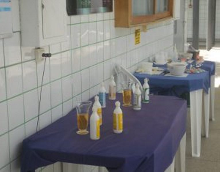 curso-de-farmacia-faz-acao-com-medicamentos-e-cosmeticos-cesmac-59