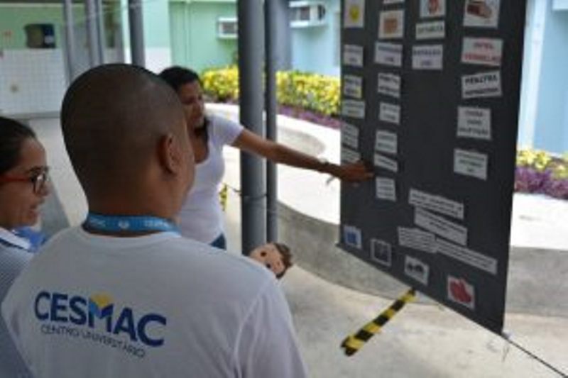 curso-de-farmacia-faz-acao-com-medicamentos-e-cosmeticos-cesmac-59