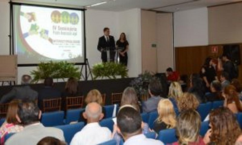 iv-seminario-projeto-associacao-legal-cesmac-5