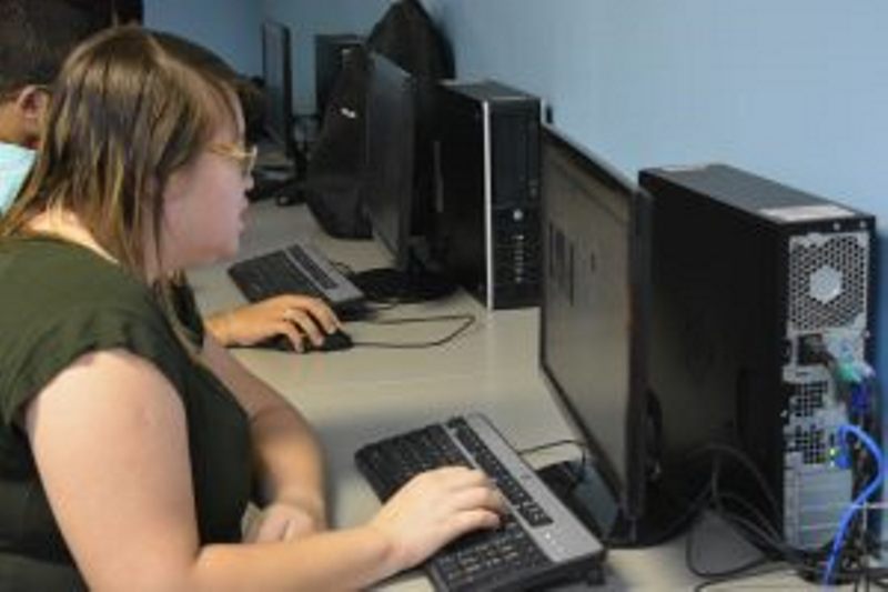 area-de-tecnologia-da-informacao-realiza-atividades-diversas-cesmac-sccti-21