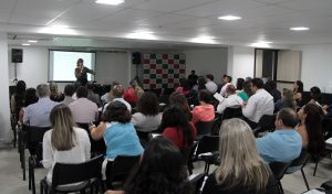 comissao-de-biosseguranca-participa-de-palestra-cesmac-1