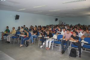 curso-de-direito-cesmac-se-solidariza-com-o-haiti-4