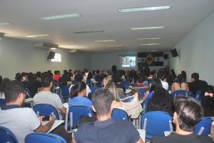 curso-de-direito-cesmac-se-solidariza-com-o-haiti-4