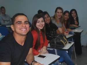 curso-de-direito-cesmac-se-solidariza-com-o-haiti-4