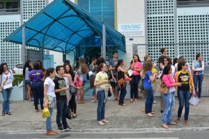 encerrado-primeiro-dia-de-provas-do-vestibular-medicina-cesmac-2017-1-19