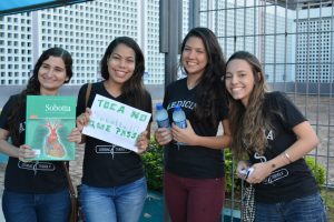 estudantes-de-medicina-recepcionam-candidatos-vestibular-medicina-cesmac-2017-1-6