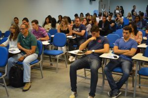 estudantes-do-curso-de-direito-realizam-seminario-sobre-a-constituicao-4