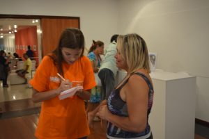 ponto-de-apoio-para-familiares-teve-ate-massagem-terapeutica-cesmac-10-min