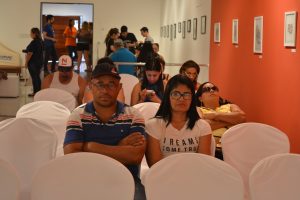 ponto-de-apoio-para-familiares-teve-ate-massagem-terapeutica-cesmac-10-min