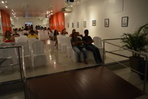 ponto-de-apoio-para-familiares-teve-ate-massagem-terapeutica-cesmac-10-min