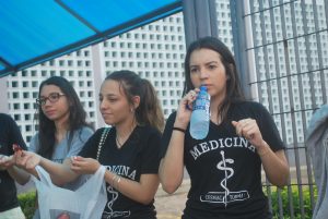 segundo-dia-de-provas-do-vestibula-r-medicina-cesmac-2017-1-38-min