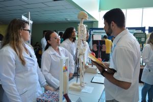 semana-de-eventos-no-curso-de-medicina-veterinaria-cesmac-50