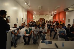 seminario-sobre-futebol-movimenta-o-cesmac-42-min