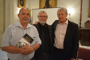 vice-reitor-do-cesmac-lanca-livro-13