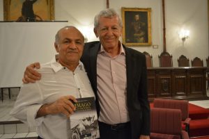 vice-reitor-do-cesmac-lanca-livro-13