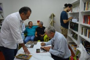 lancamento-coletivo-de-livros-reune-cesmac-edufal-e-imprensa-oficial-cesmac-18