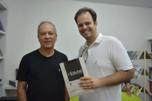 lancamento-coletivo-de-livros-reune-cesmac-edufal-e-imprensa-oficial-cesmac-18