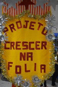 projeto-crescer-comemora-carnaval-com-idosos-2