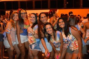 sucesso-do-cesmac-no-jaragua-folia-2017-44