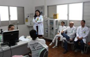 profissionais-e-estudantes-da-area-de-saude-do-cesmac-participam-de-acao-odontologia-fisioterapia-mestrado-cesmac-38