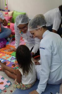 profissionais-e-estudantes-da-area-de-saude-do-cesmac-participam-de-acao-odontologia-fisioterapia-mestrado-cesmac-38