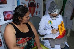 profissionais-e-estudantes-da-area-de-saude-do-cesmac-participam-de-acao-odontologia-fisioterapia-mestrado-cesmac-38