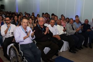 aniversario-do-reitor-joao-sampaio-e-celebrado-com-os-colaboradores-cesmac-10