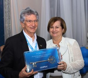 aniversario-do-reitor-joao-sampaio-e-celebrado-com-os-colaboradores-cesmac-10