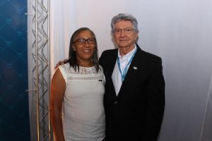 aniversario-do-reitor-joao-sampaio-e-celebrado-com-os-colaboradores-cesmac-10