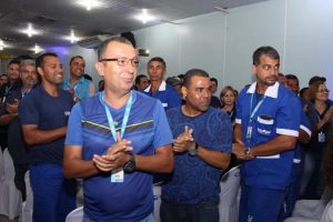 aniversario-do-reitor-joao-sampaio-e-celebrado-com-os-colaboradores-cesmac-10