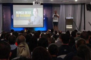 setor-de-gestao-com-pessoas-do-cesmac-realiza-evento-para-colaboradores-12