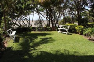 cesmac-participa-da-implantacao-de-horta-de-plantas-medicinais-44