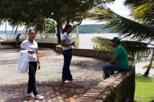 cesmac-participa-da-implantacao-de-horta-de-plantas-medicinais-44