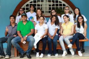 cesmac-participa-da-implantacao-de-horta-de-plantas-medicinais-44