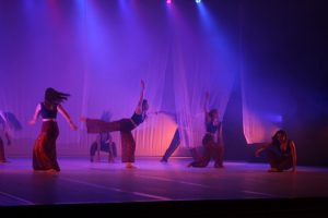 egressa-do-cesmac-apresenta-espetaculo-de-danca-no-teatro-deodoro-45