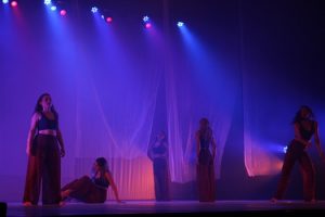 egressa-do-cesmac-apresenta-espetaculo-de-danca-no-teatro-deodoro-45