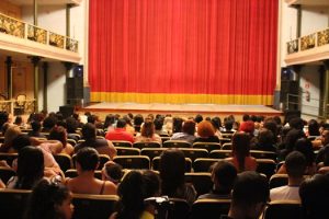 egressa-do-cesmac-apresenta-espetaculo-de-danca-no-teatro-deodoro-45