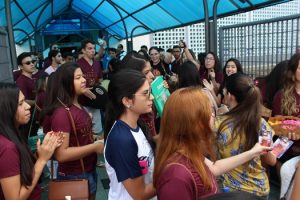estudantes-de-medicina-realizam-acao-para-recepcionar-candidatos-9