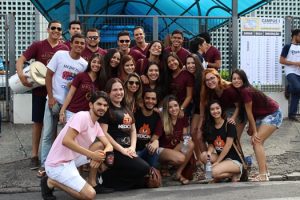 estudantes-de-medicina-realizam-acao-para-recepcionar-candidatos-9