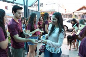 estudantes-de-medicina-realizam-acao-para-recepcionar-candidatos-9