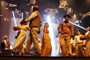 i-concerto-vozes-pela-paz-promoveu-grande-encontro-musical-em-maceio-cesmac-32