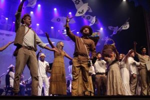 i-concerto-vozes-pela-paz-promoveu-grande-encontro-musical-em-maceio-cesmac-32