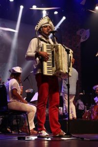 i-concerto-vozes-pela-paz-promoveu-grande-encontro-musical-em-maceio-cesmac-32