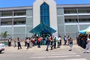 segundo-dia-de-provas-do-vestibular-de-medicina-2018-2-19