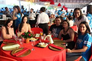 cesmac-celebra-conquistas-com-premio-merito-2017-e-confraternizacao-natal_2017_122