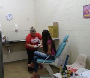 dia-d-na-luta-contra-a-aids-estudantes-de-odontologia-cesmac-1