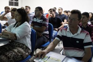 oficina-em-modelagem-e-prototipacao-de-ideia-empreendedora-cesmac-33